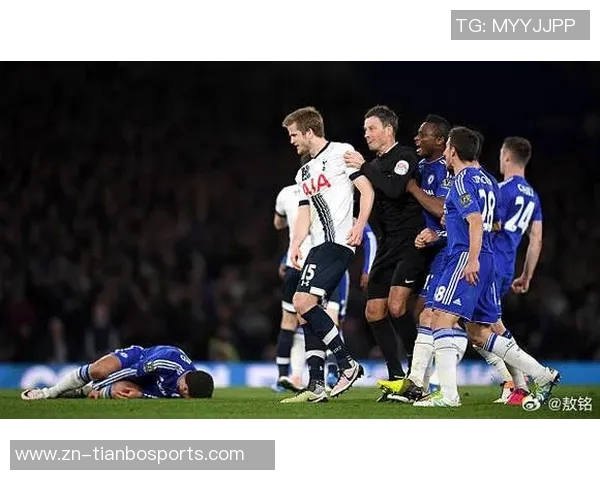 前阿森纳门将策划拳击赛切尔西热刺传奇球员同台竞技 前阿森纳门将策划拳击赛切尔西热刺传奇球员同台竞技