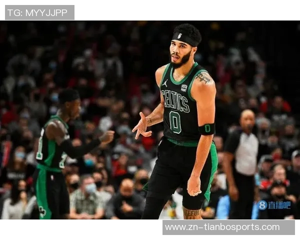 谢尔曼称赞塔图姆在训练与生活中给予球队极大支持展现领袖风范 谢尔曼称赞塔图姆在训练与生活中给予球队极大支持展现领袖风范