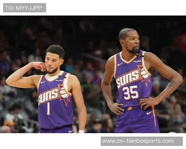 布克强调新三巨头需稳步前行吸取教训避免重蹈覆辙