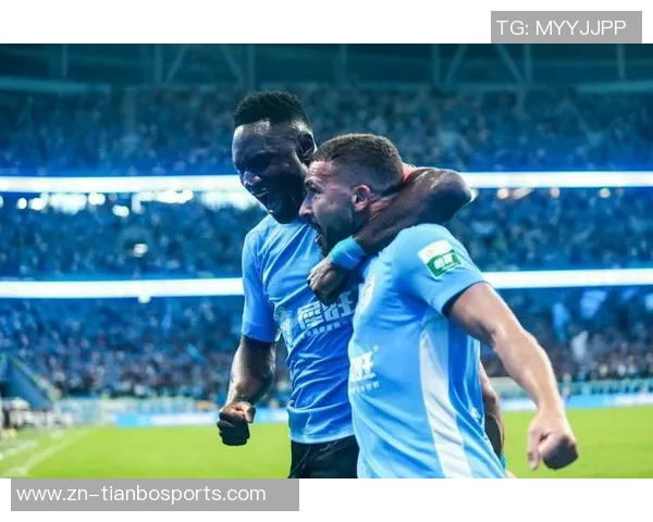 半场战报大连英博与武汉三镇互交白卷刘祝润朱鹏宇频频造险邓涵文因伤退场 半场战报大连英博与武汉三镇互交白卷刘祝润朱鹏宇频频造险邓涵文因伤退场