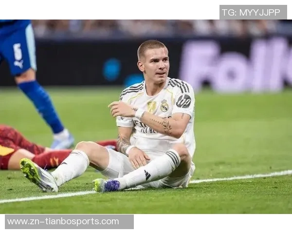 皇马与巴萨均关注墨西哥新星莫拉签约讨论尚早