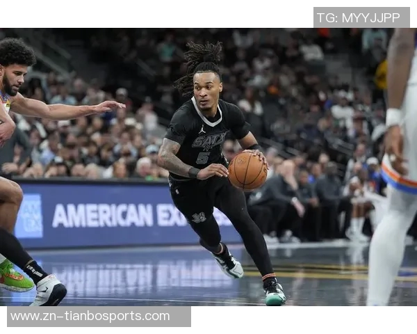 鹈鹕主帅透露伊夫米西右脚踝扭伤情况明日对阵马刺出战成疑