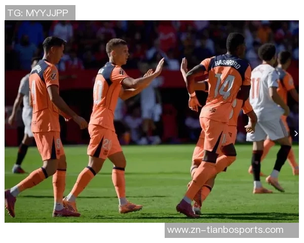 巴萨惨遭重创1-4不敌塞维利亚球迷心碎再添失望