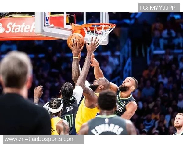 詹姆斯缺阵谁来扛防守大旗雷迪克推荐艾顿斯玛特和文森特