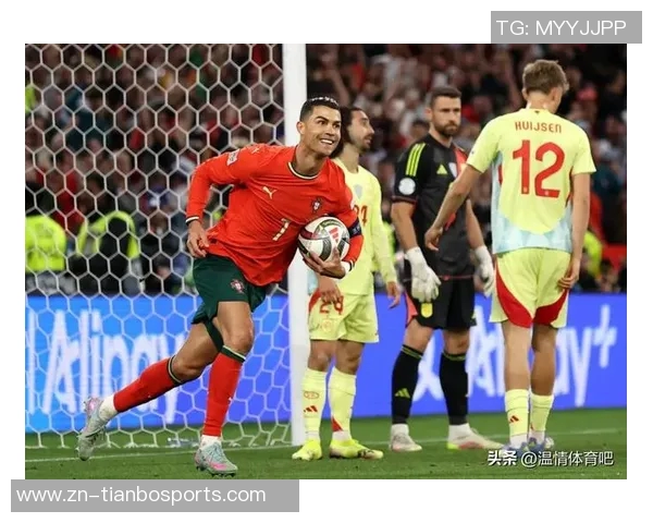 C罗分享回归葡萄牙国家队的帅气照片墨镜加持魅力十足 C罗分享回归葡萄牙国家队的帅气照片墨镜加持魅力十足