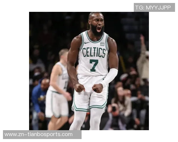 杰伦布朗直言AI泛滥发际线粉蹭对手引发热议