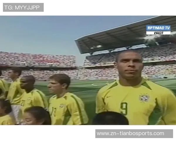 大罗回忆2002年世界杯中国队表现出色几名球员令我深刻印象 大罗回忆2002年世界杯中国队表现出色几名球员令我深刻印象